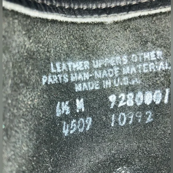 🔥🔥Sale EUC!  Black Leather Boots - Picture 4 of 7